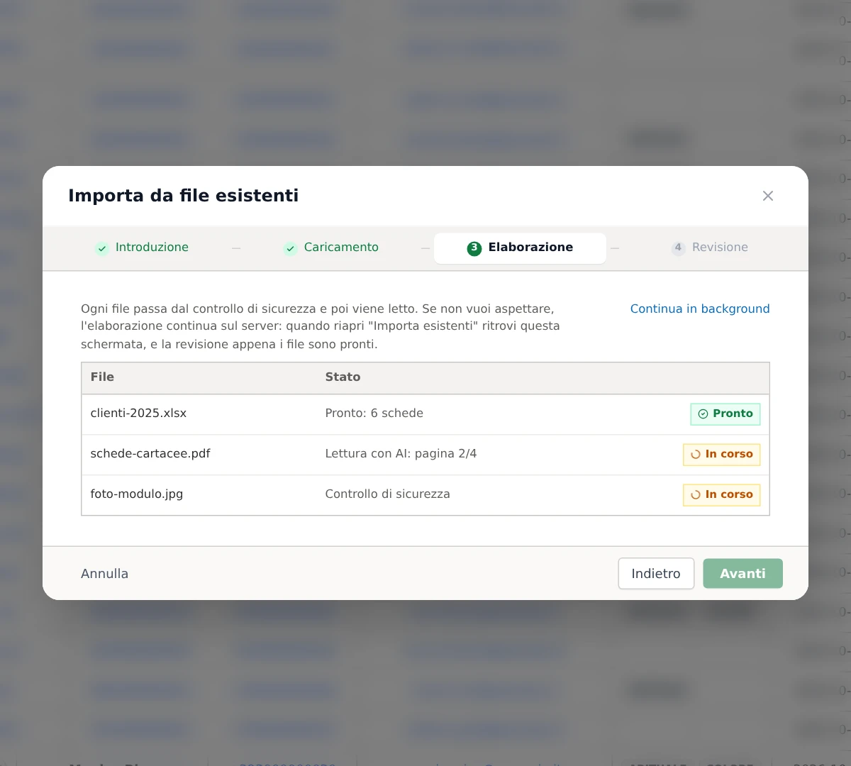 Il passo Elaborazione con tre file in stati diversi.